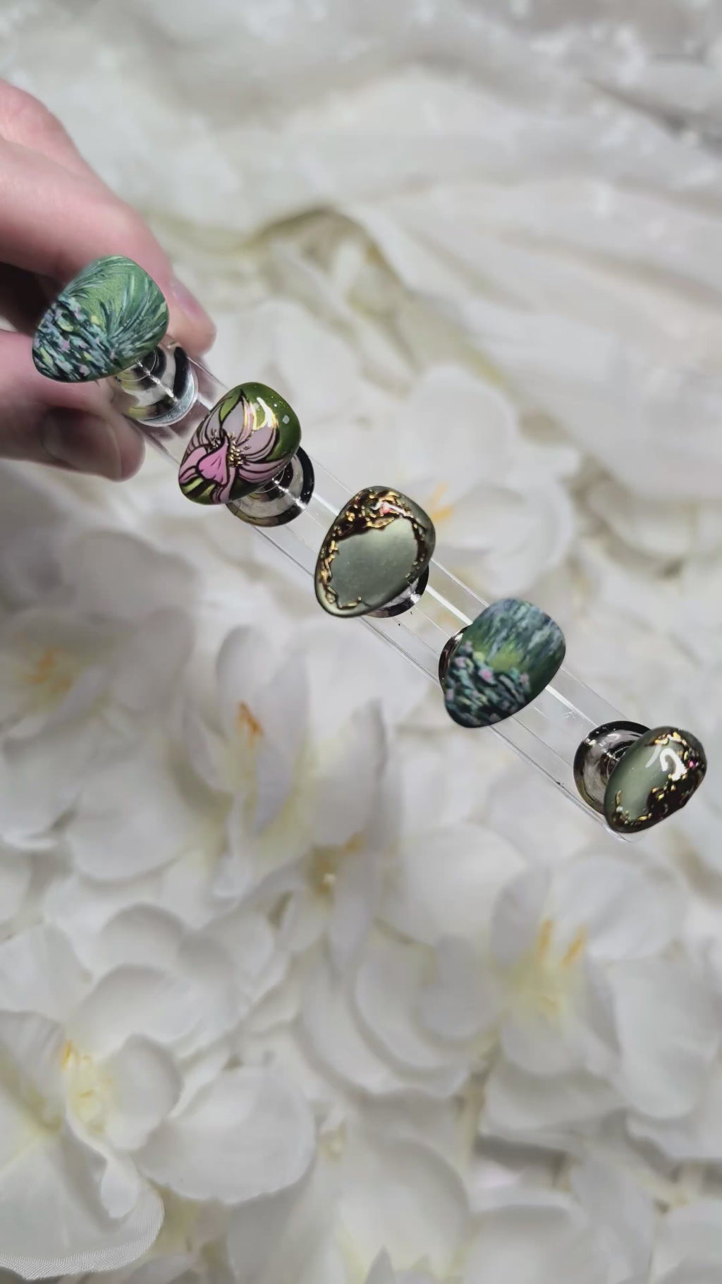 "Bassin Aux Nympheas" Nail Set