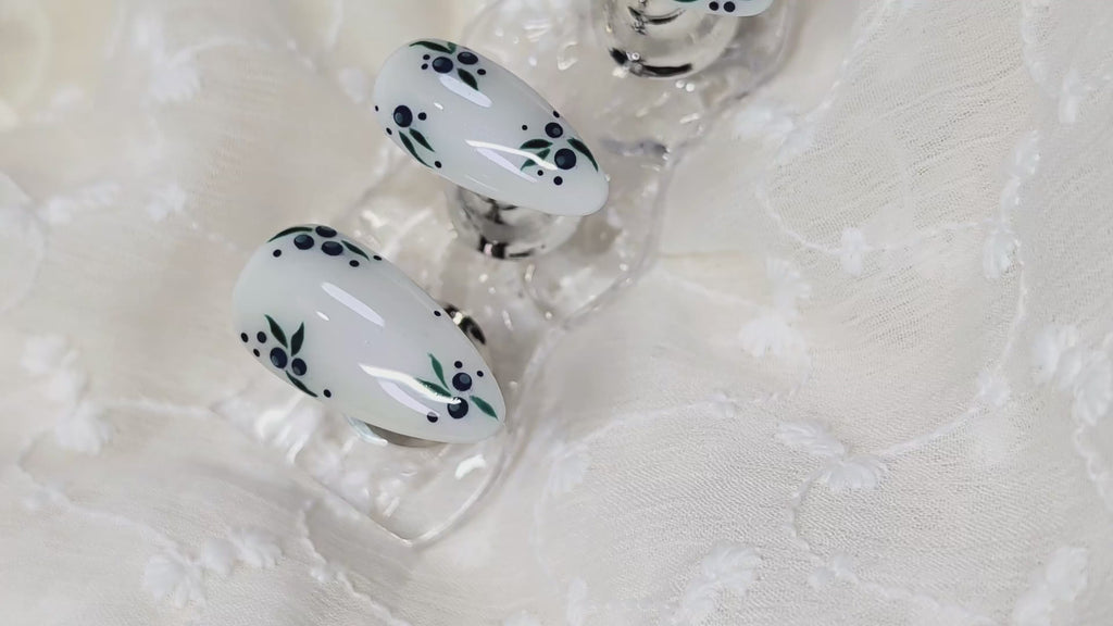 "Blueberry Jubilee" Nail Set