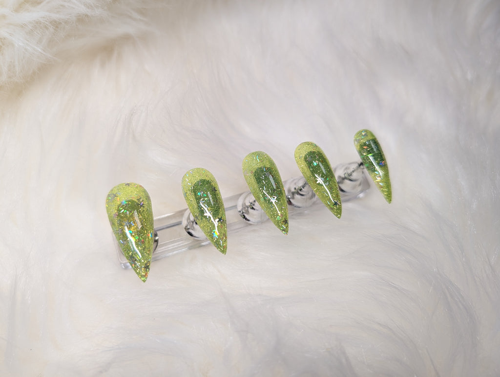"THE GWEN" Nail Set