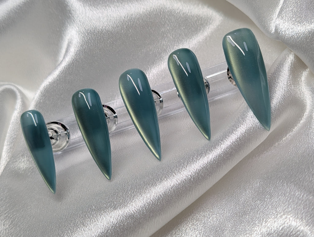 "THE VERA" Nail Set