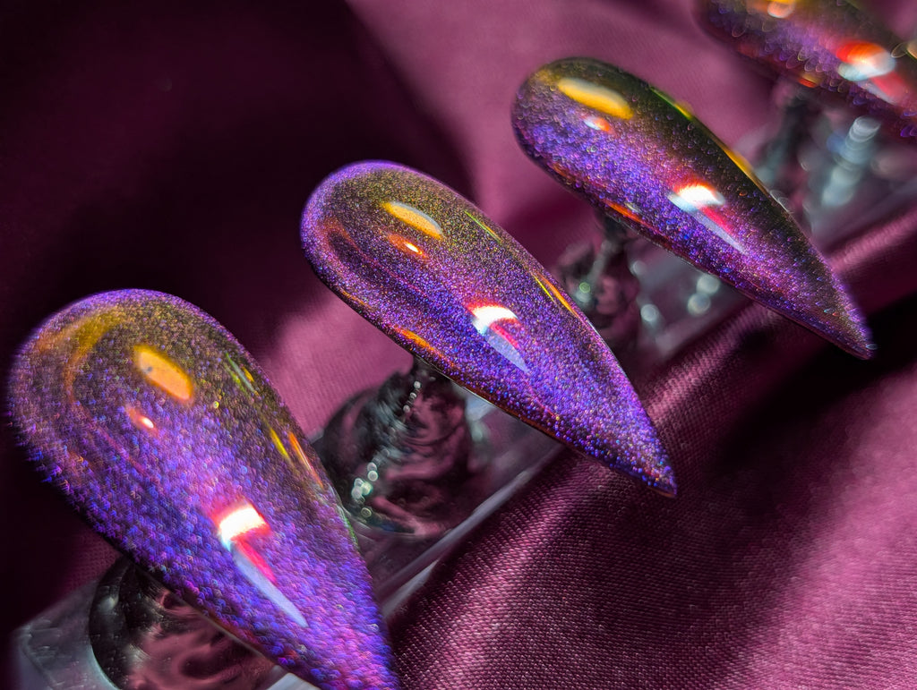 "Toxic Orchid" Nail Set