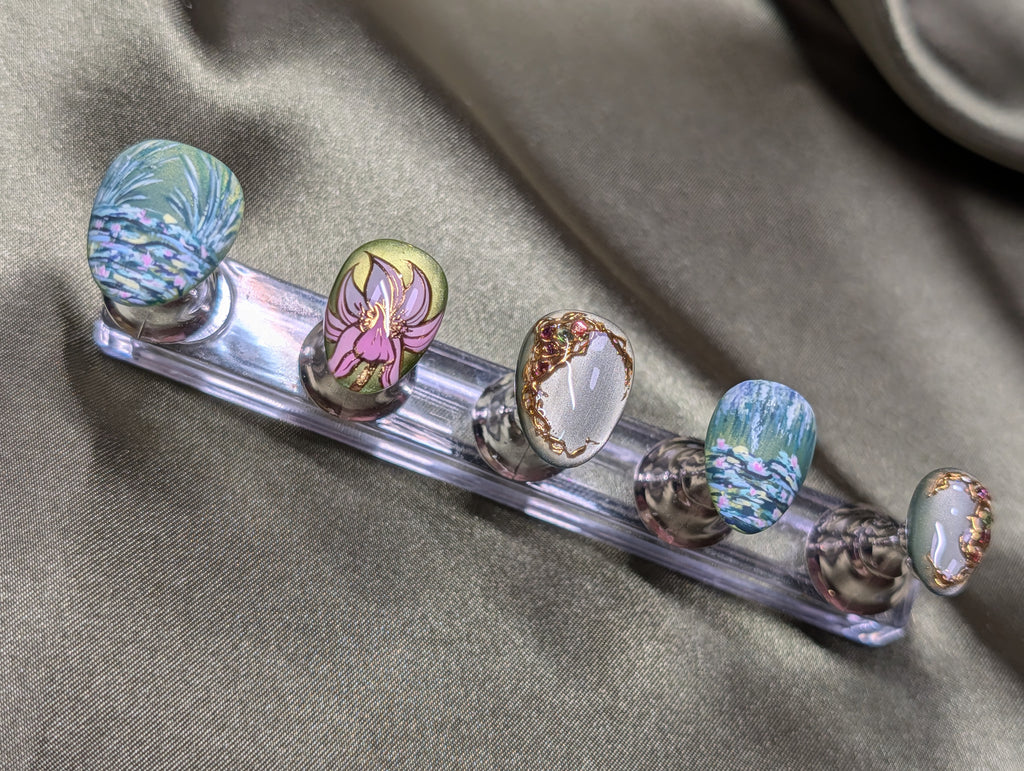 "Bassin Aux Nympheas" Nail Set