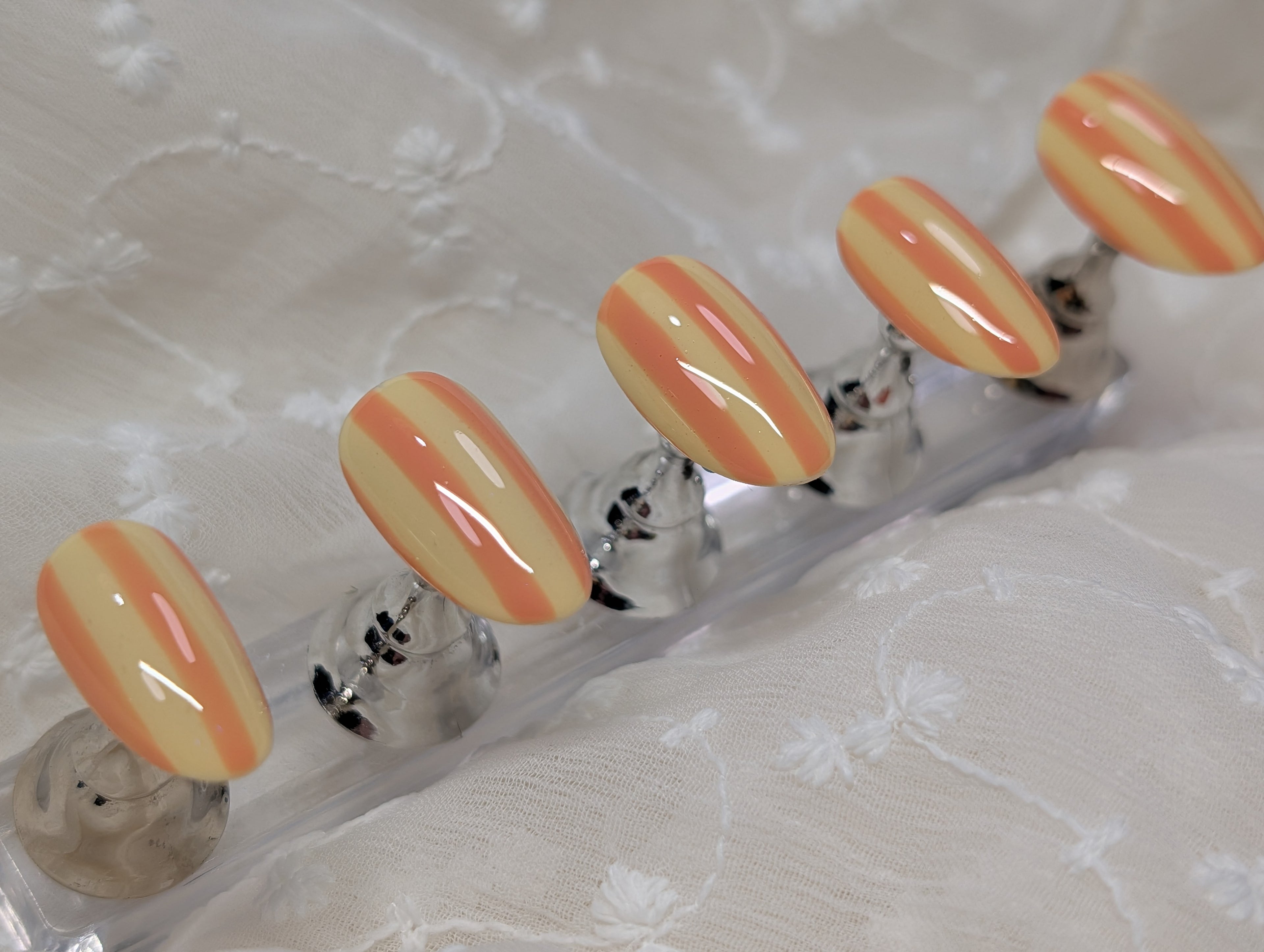 "Lemonade Stand" Nail Set