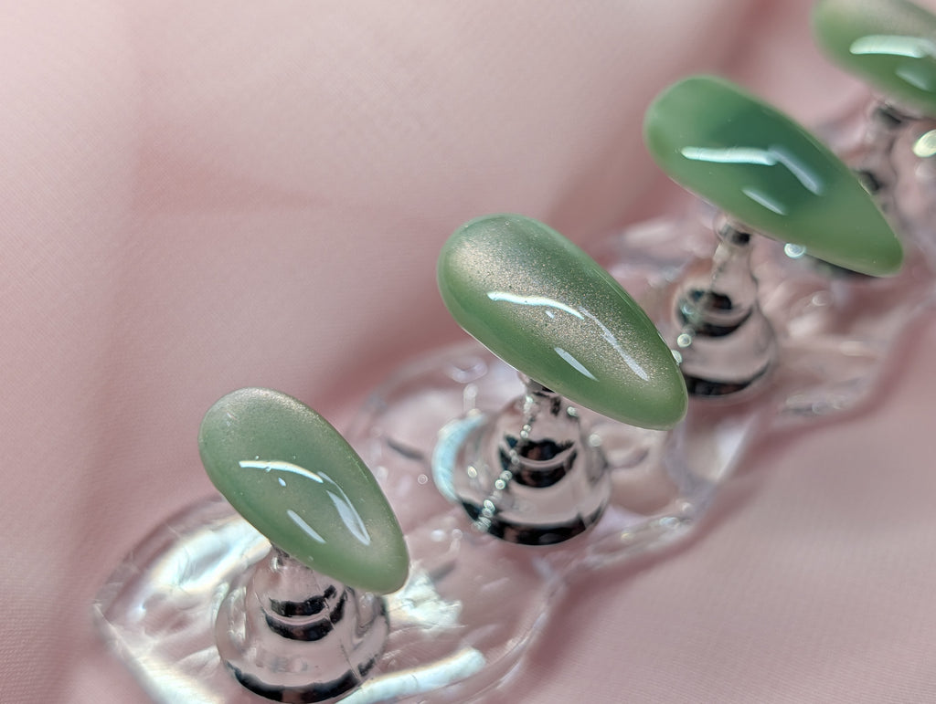 "THE JADEA" Nail Set
