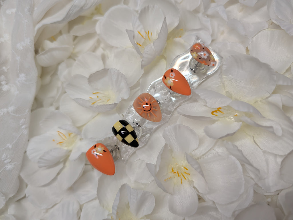 "Sunny Sunday" Nail Set