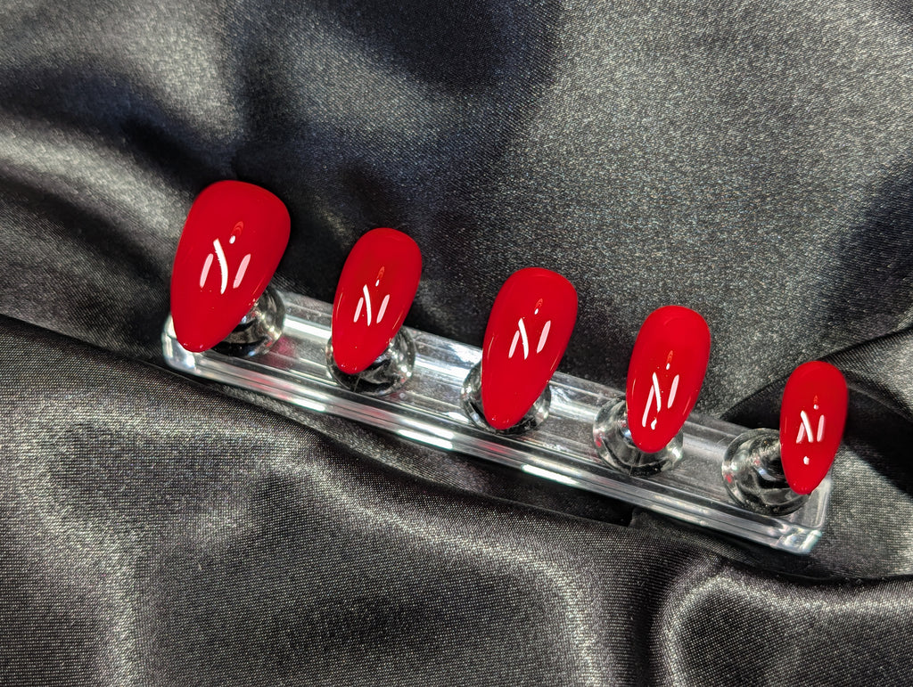 "THE LOUISE" Nail Set