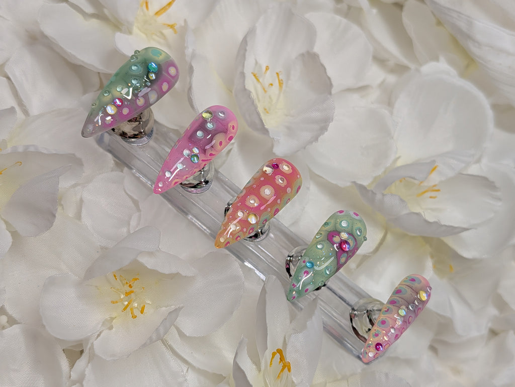 "Metamorphosis" Nail Set