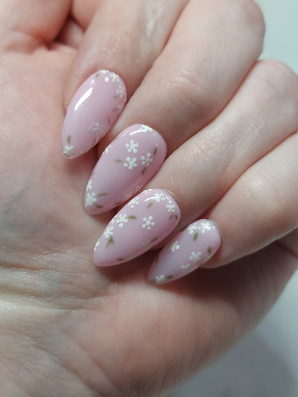 " Petit Floral " Nail Set