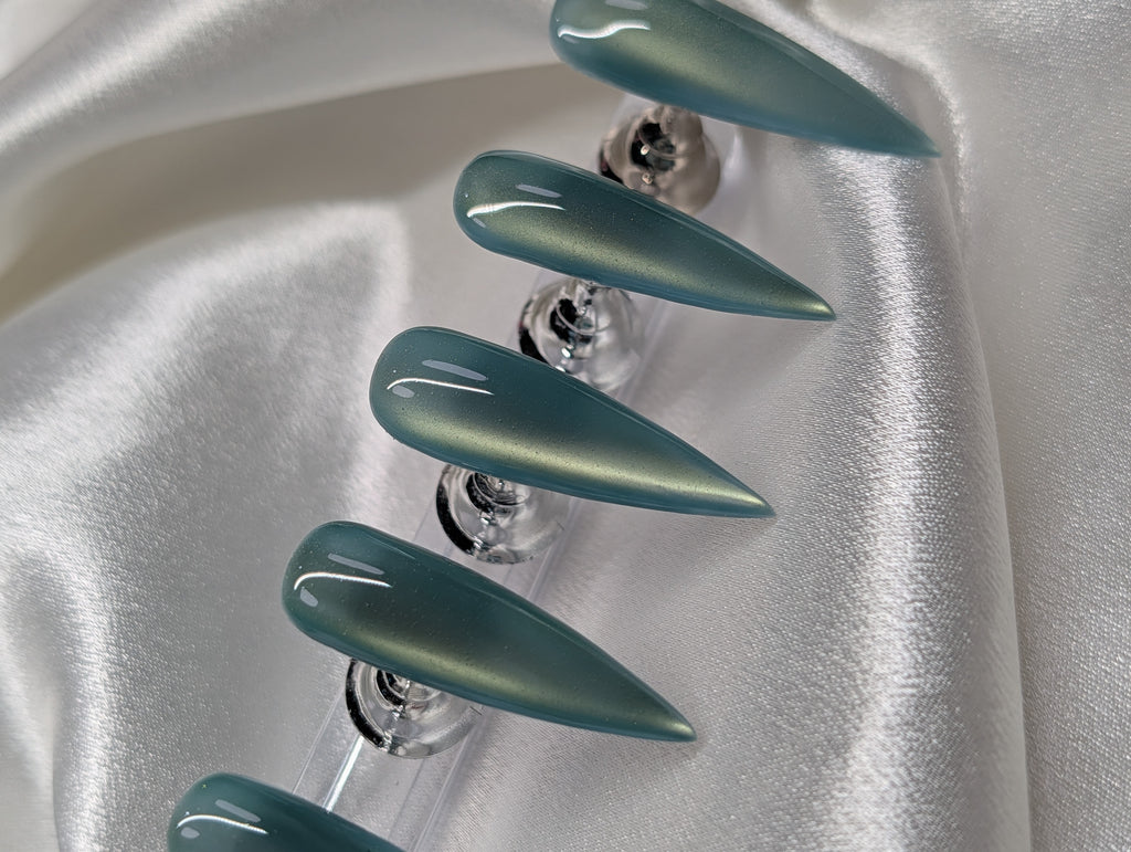 "THE VERA" Nail Set