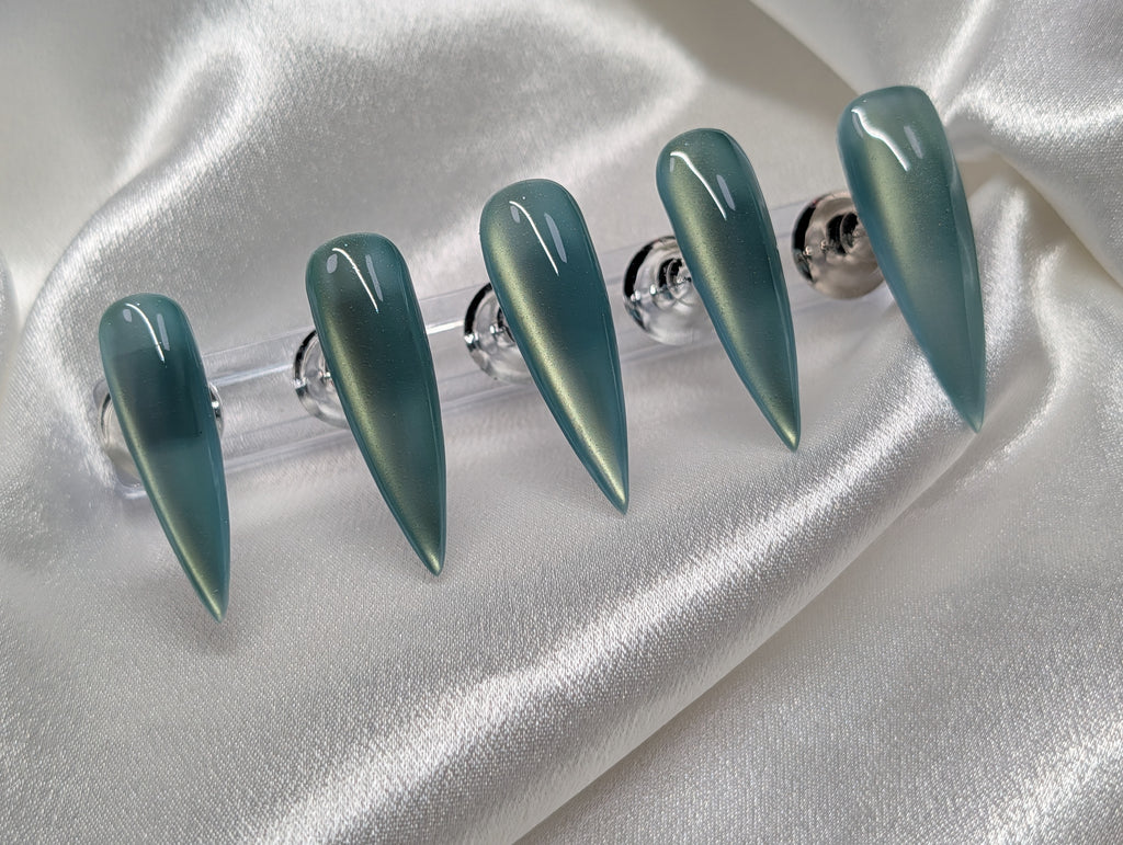 "THE VERA" Nail Set